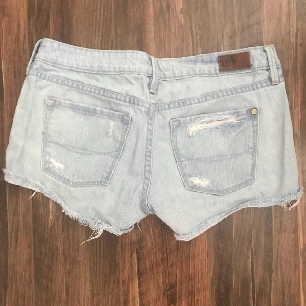Bullhead shorts - Picture 2 of 2